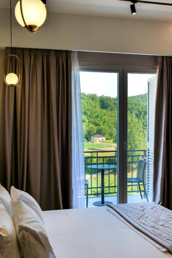 Lord Tirana Hotel 4*