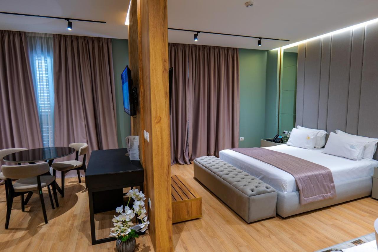 Lord Tirana Hotel