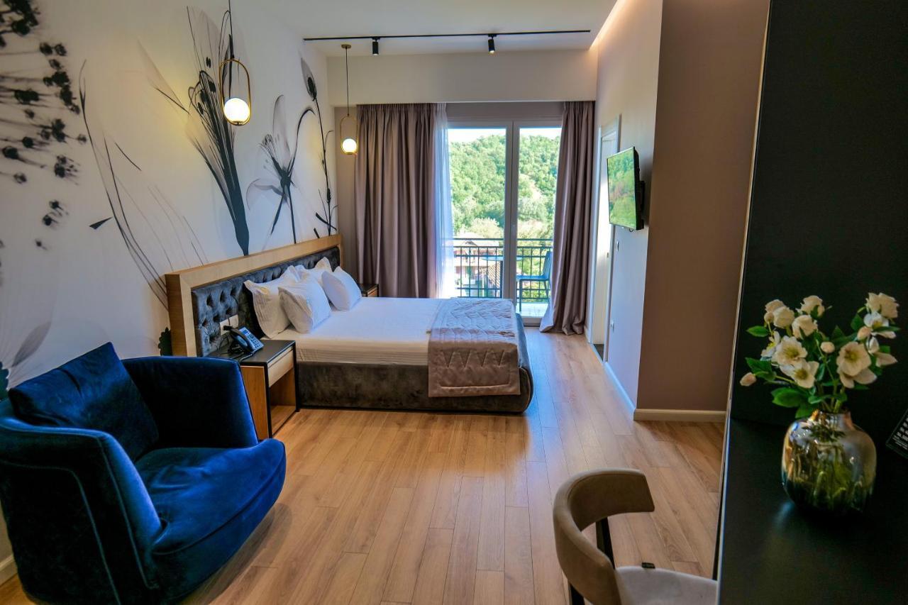 Lord Tirana Hotel