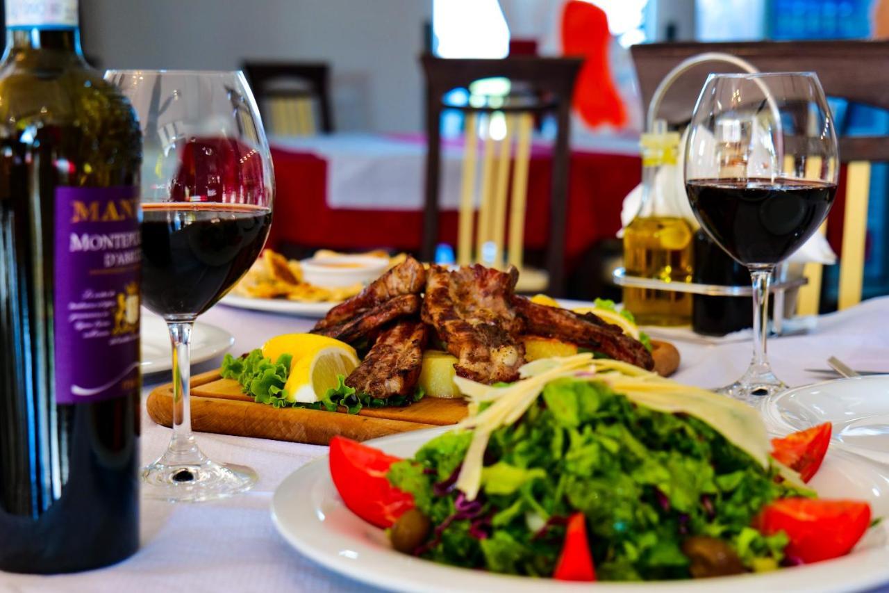 Lord Tirana Hotel